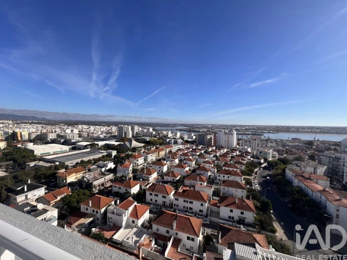 Apartamento T2 para Venda em Portimão Foto 20