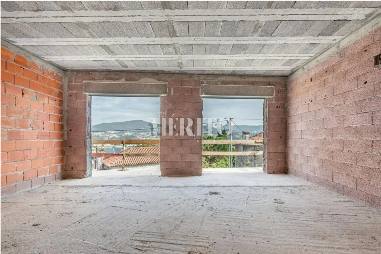 Moradia T3 para Venda em Lamas Foto 11