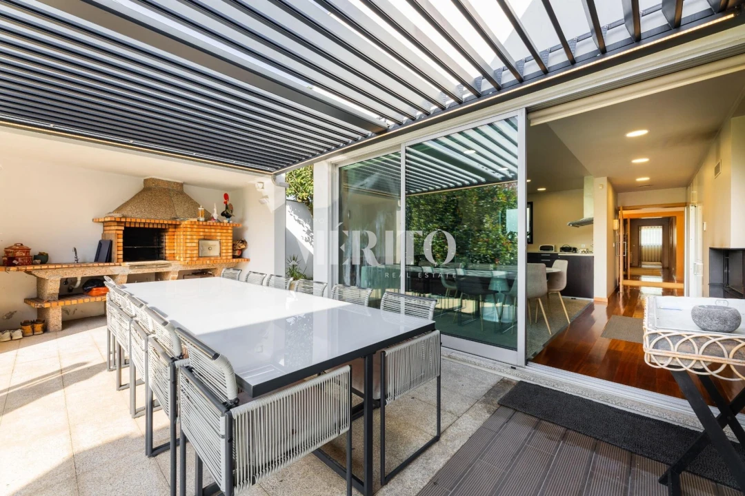 Moradia T4 para Venda em Tamel (São Verissimo) Foto 16