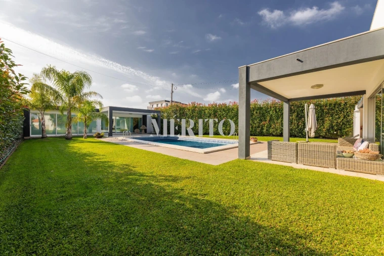 Moradia T4 para Venda em Tamel (São Verissimo) Foto 37