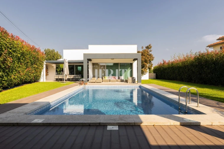 Moradia T4 para Venda em Tamel (São Verissimo) Foto 39