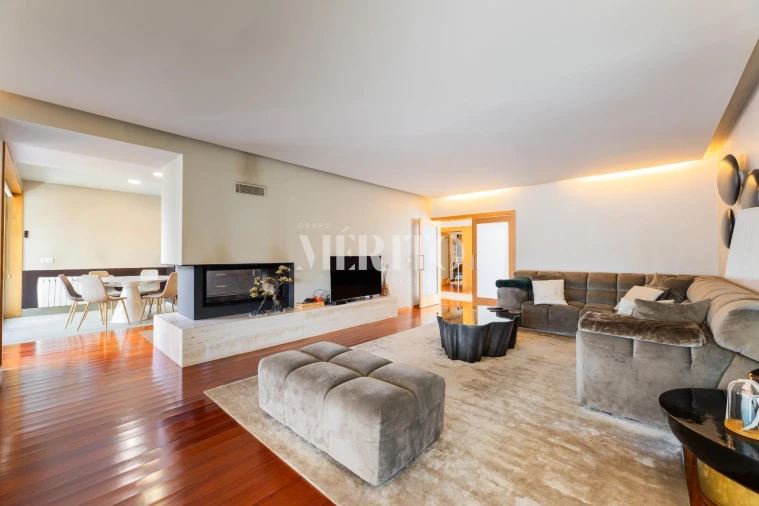 Moradia T4 para Venda em Tamel (São Verissimo) Foto 11