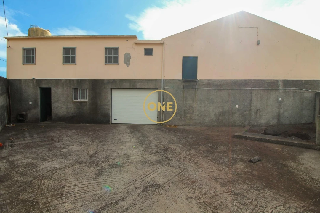 Armazém para Venda em Caniço Foto 21