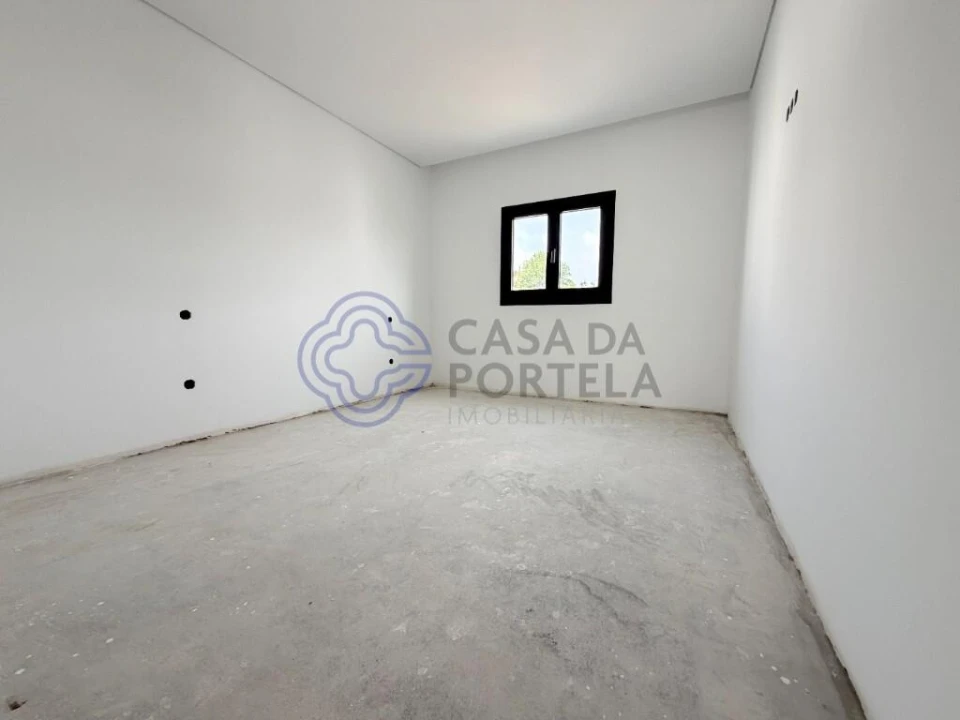 Moradia T2 para Venda em Duas Igrejas Foto 17