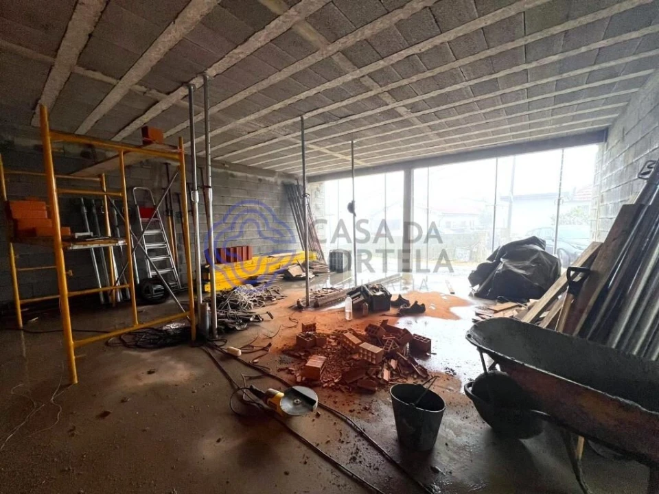 Moradia T2 para Venda em Duas Igrejas Foto 8