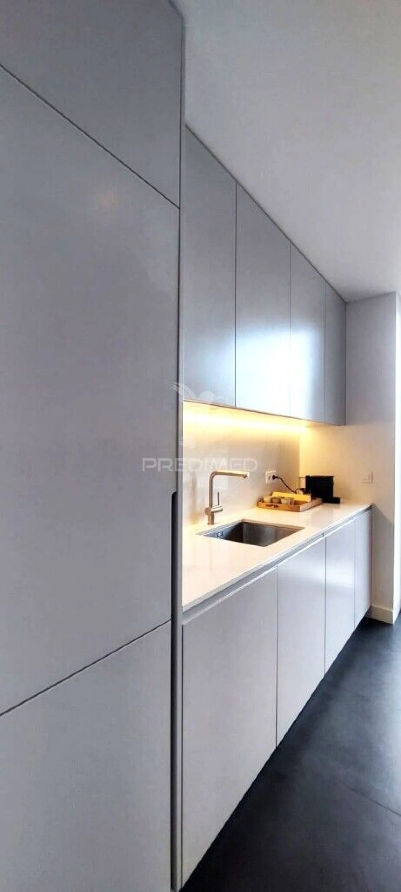 Apartamento T2 para Venda em Quarteira Foto 7