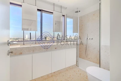 Apartamento T4 para Venda em Aldoar, Foz do Douro e Nevogilde