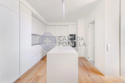 Apartamento T4 para Venda em Aldoar, Foz do Douro e Nevogilde