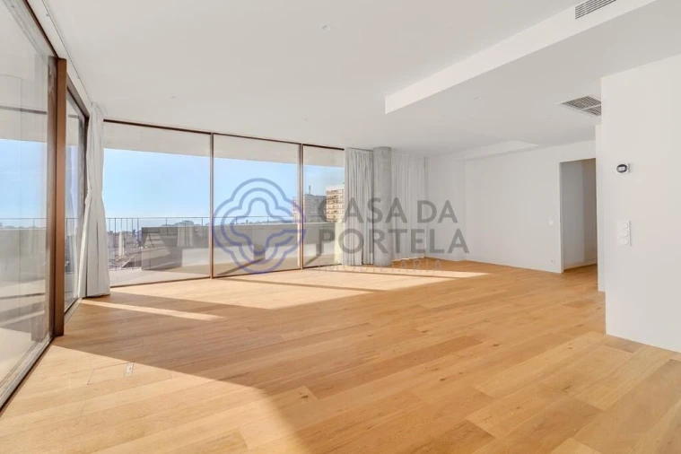 Apartamento T4 para Venda em Aldoar, Foz do Douro e Nevogilde Foto 3
