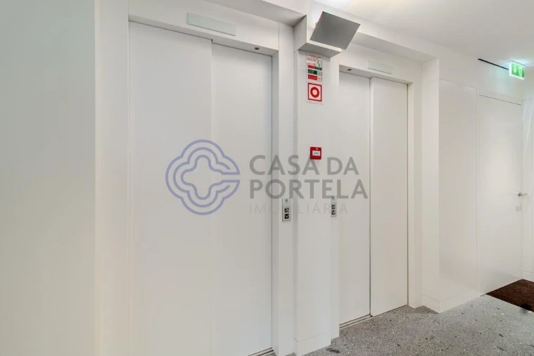 Apartamento T4 para Venda em Aldoar, Foz do Douro e Nevogilde Foto 34