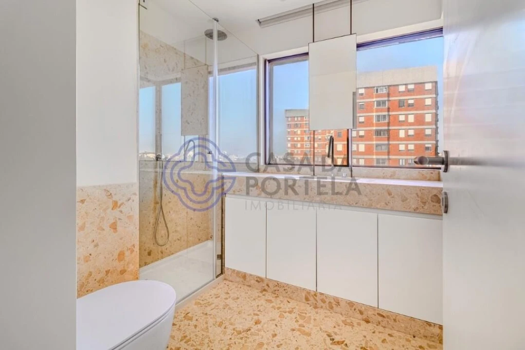 Apartamento T4 para Venda em Aldoar, Foz do Douro e Nevogilde Foto 13