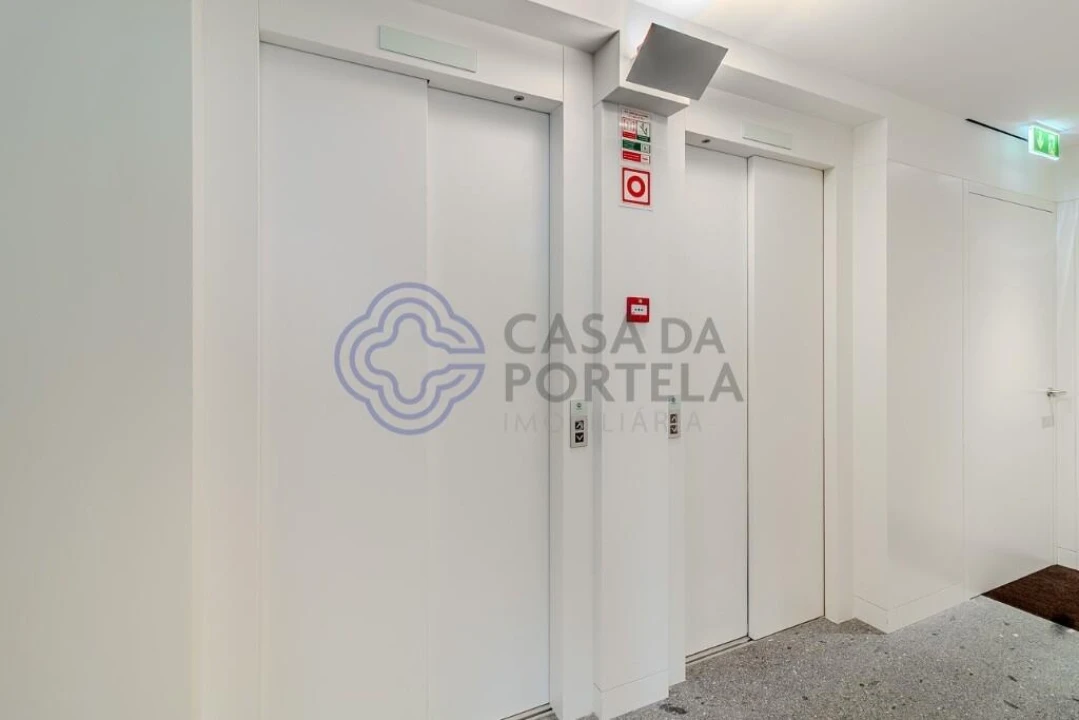Apartamento T4 para Venda em Aldoar, Foz do Douro e Nevogilde Foto 34
