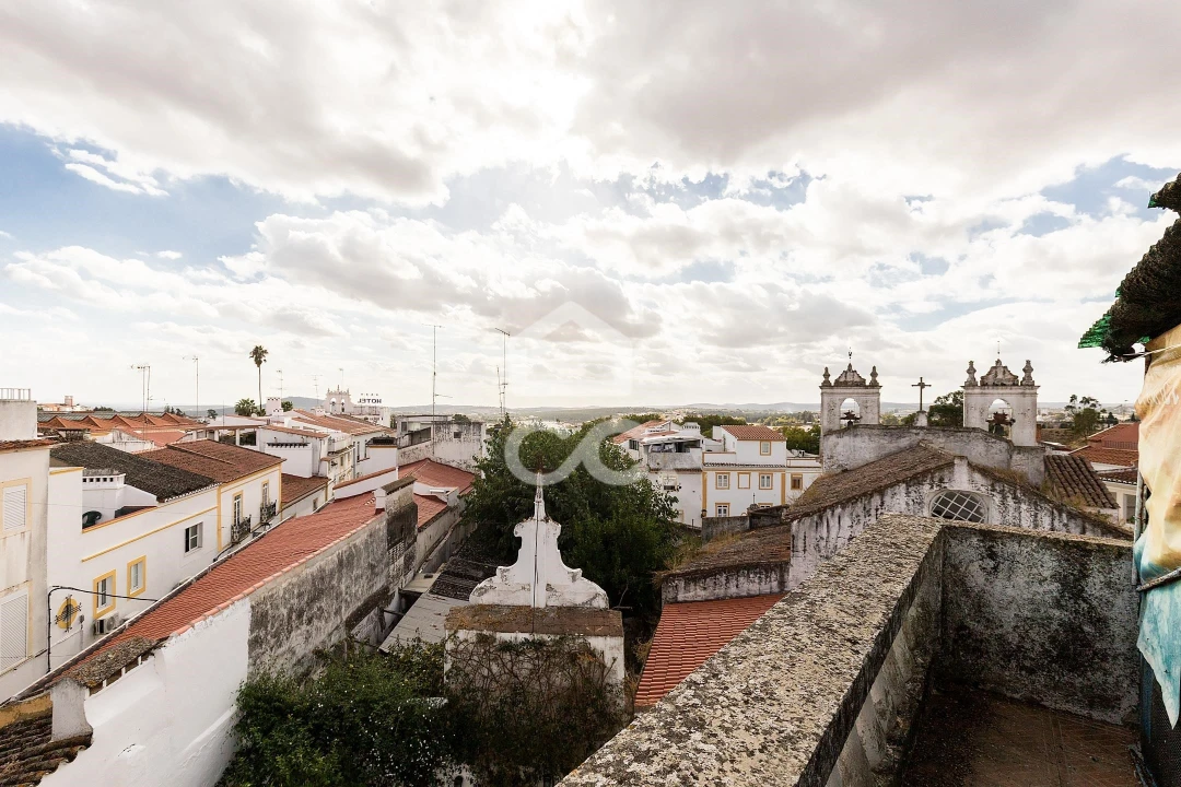 Moradia T3 para Venda em Assunção, Ajuda, Salvador e Santo Ildefonso Foto 28