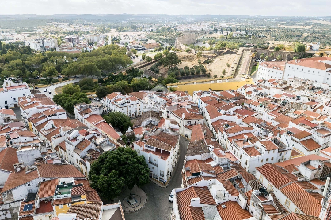 Moradia T3 para Venda em Assunção, Ajuda, Salvador e Santo Ildefonso Foto 41