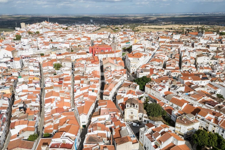 Moradia T3 para Venda em Assunção, Ajuda, Salvador e Santo Ildefonso Foto 39
