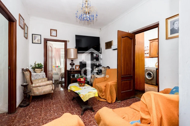 Moradia T3 para Venda em Assunção, Ajuda, Salvador e Santo Ildefonso Foto 1