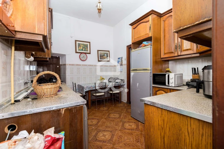 Moradia T3 para Venda em Assunção, Ajuda, Salvador e Santo Ildefonso Foto 10