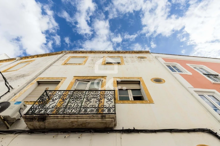 Moradia T3 para Venda em Assunção, Ajuda, Salvador e Santo Ildefonso Foto 25