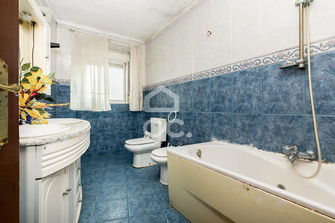 Moradia T3 para Venda em Assunção, Ajuda, Salvador e Santo Ildefonso Foto 15