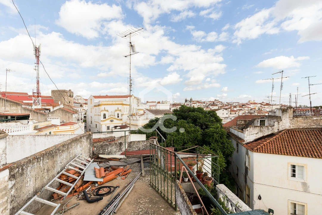 Moradia T3 para Venda em Assunção, Ajuda, Salvador e Santo Ildefonso Foto 27