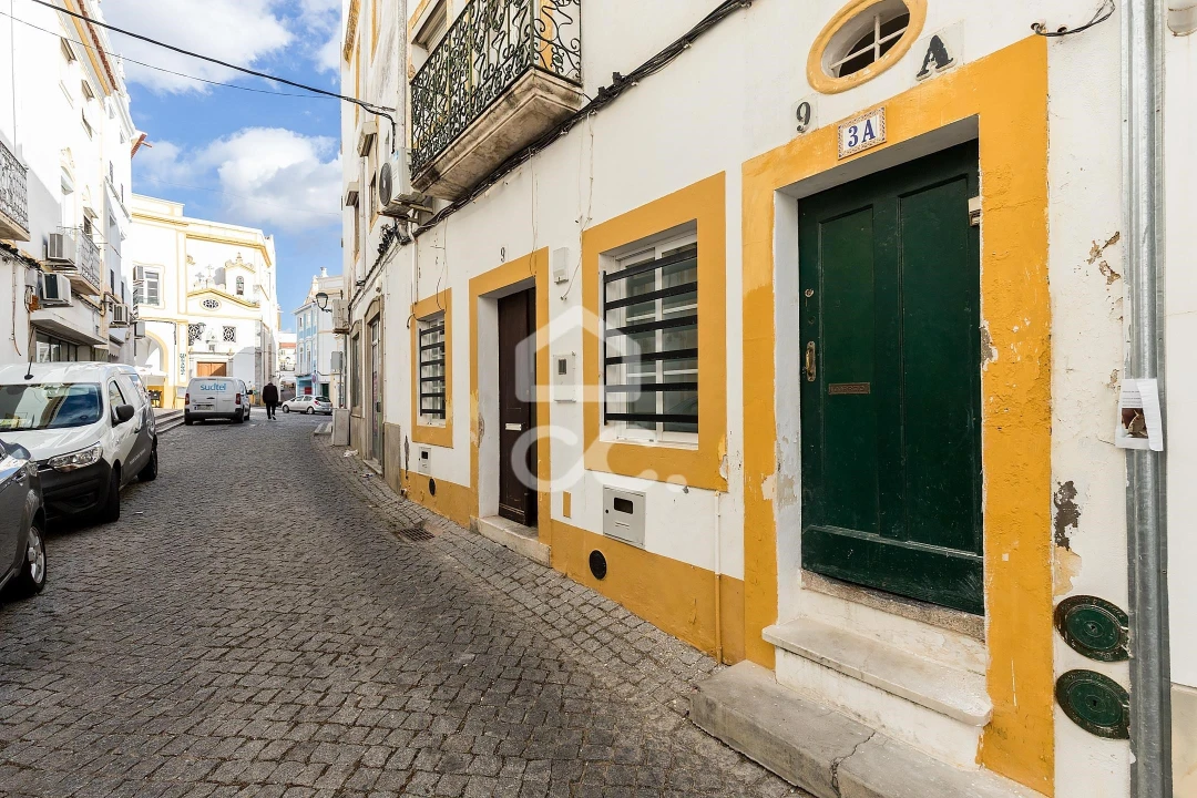 Moradia T3 para Venda em Assunção, Ajuda, Salvador e Santo Ildefonso Foto 22