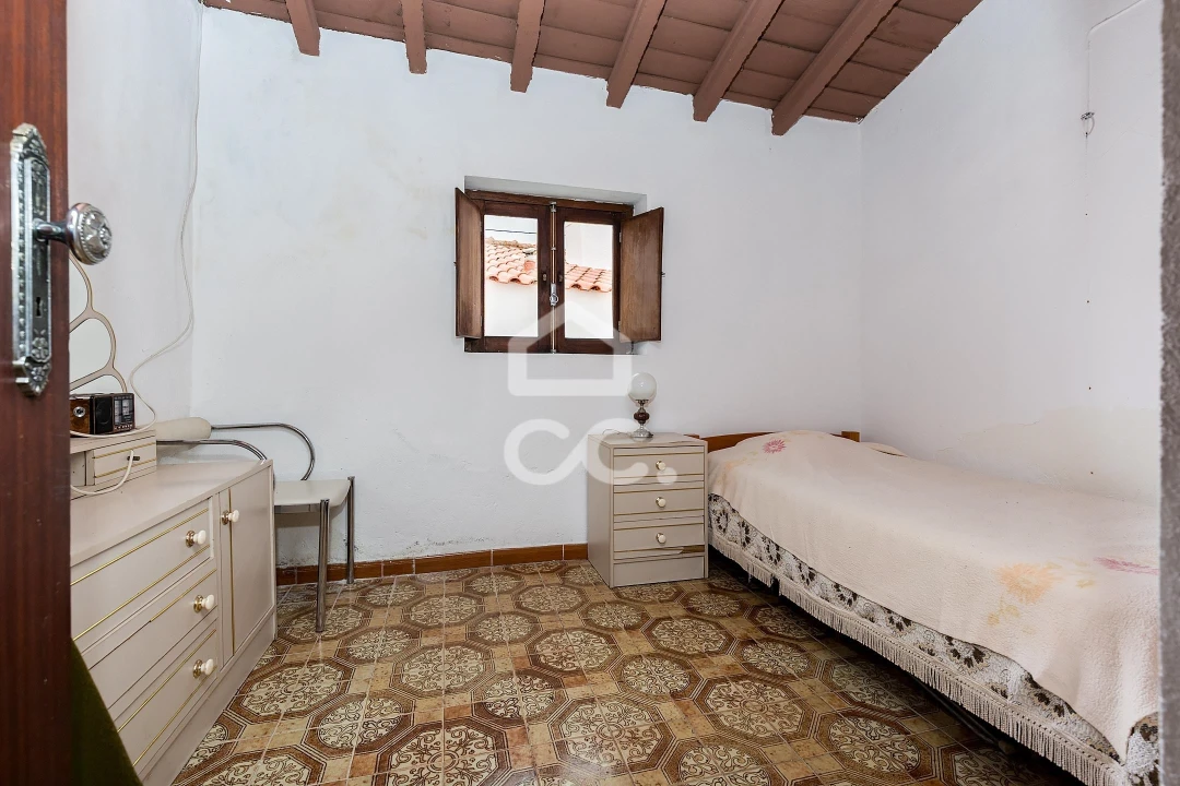 Moradia T2 para Venda em Santa Barbara de Padrões Foto 9