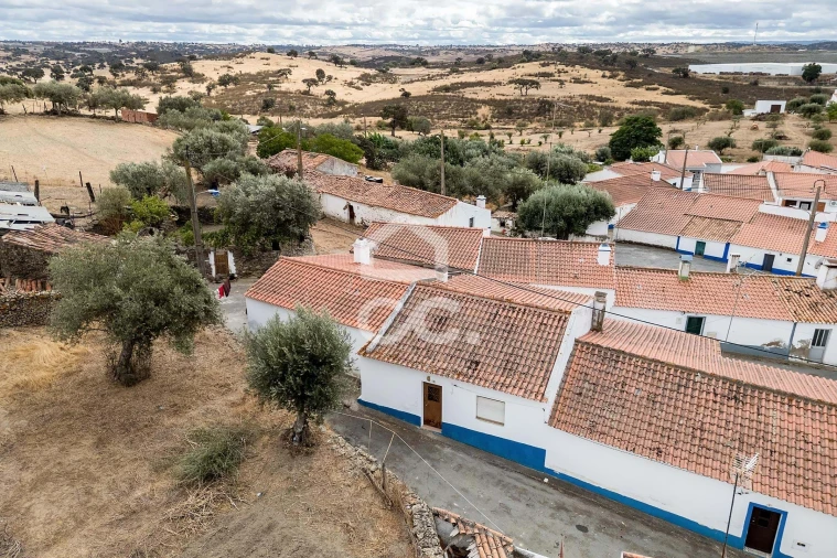 Moradia T2 para Venda em Santa Barbara de Padrões Foto 31