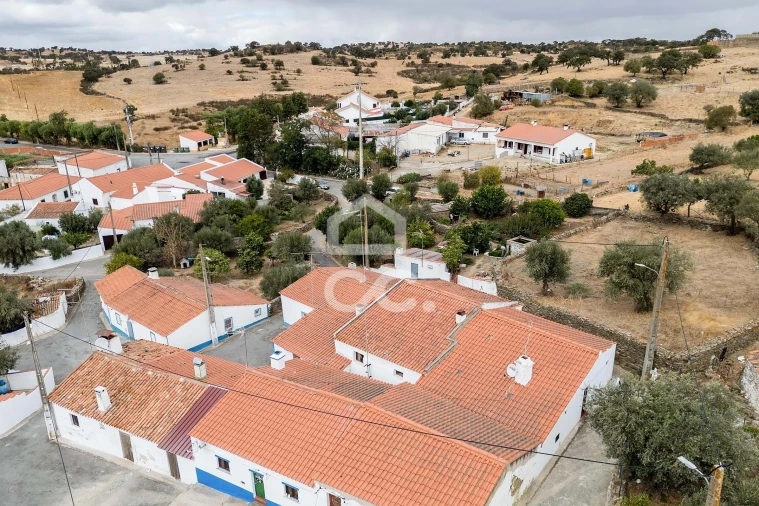 Moradia T2 para Venda em Santa Barbara de Padrões Foto 33