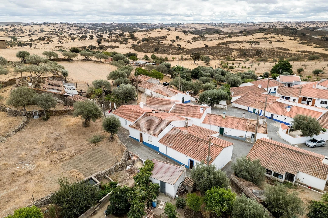 Moradia T2 para Venda em Santa Barbara de Padrões Foto 32