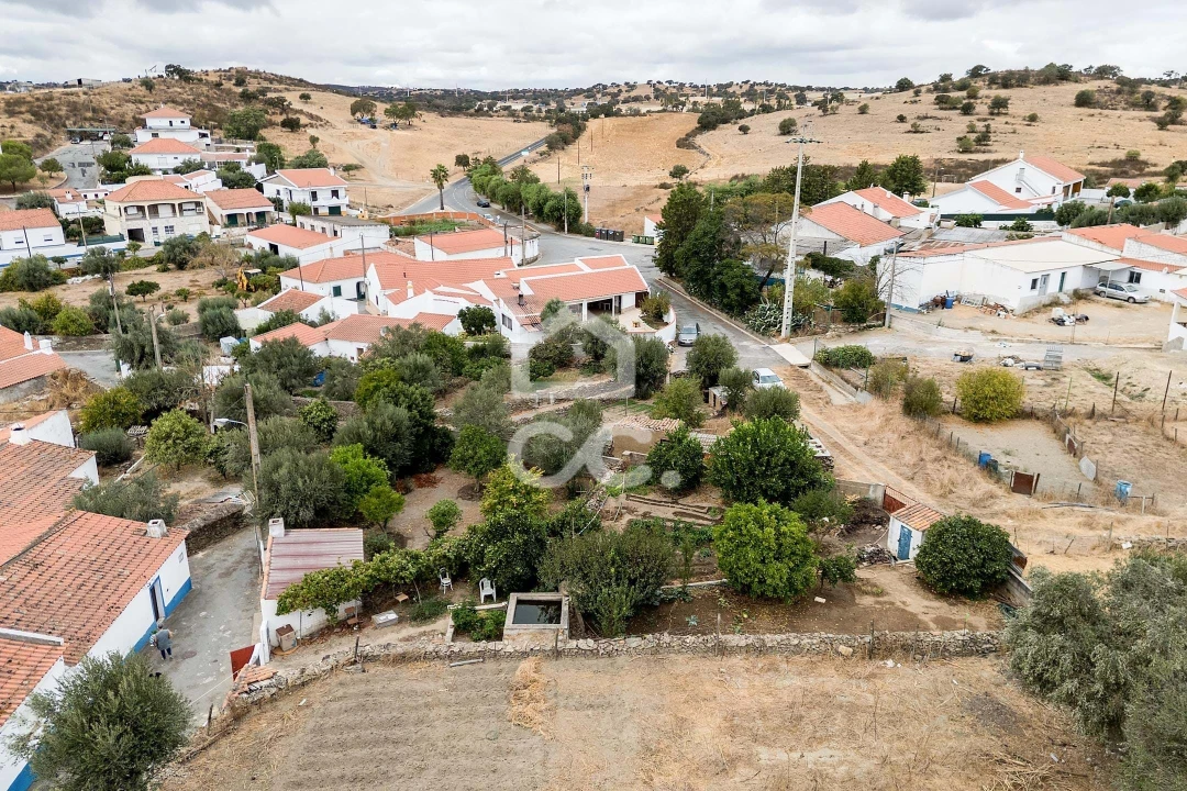 Moradia T2 para Venda em Santa Barbara de Padrões Foto 36