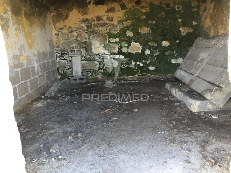 Terreno para Venda em Lamelas e Guimarei Foto 12