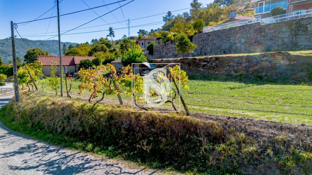 Terreno para Venda em Padronelo Foto 21