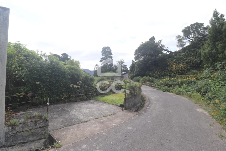 Terreno para Venda em Povoação Foto 7