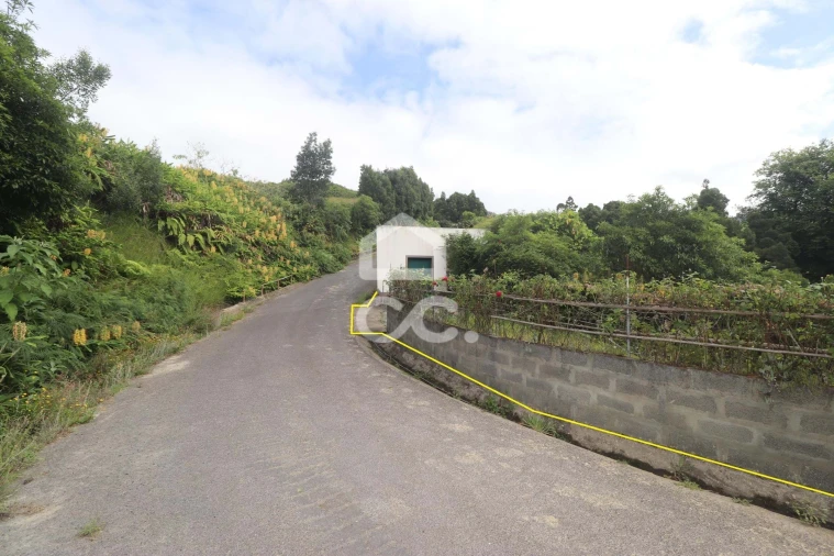 Terreno para Venda em Povoação Foto 4