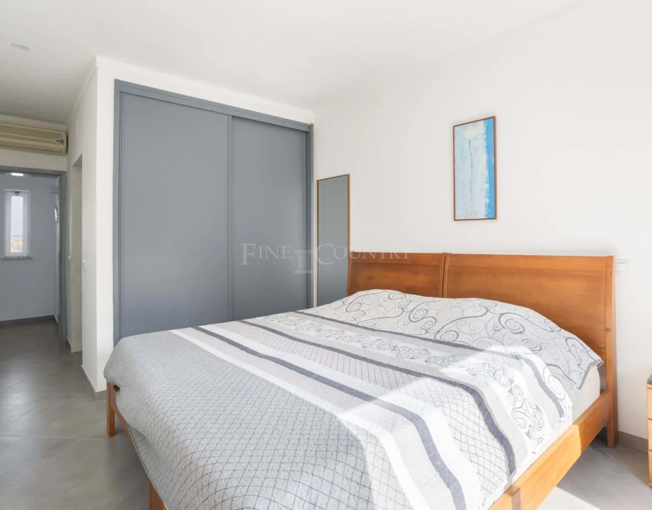 Moradia T4 para Venda em Castro Marim Foto 17