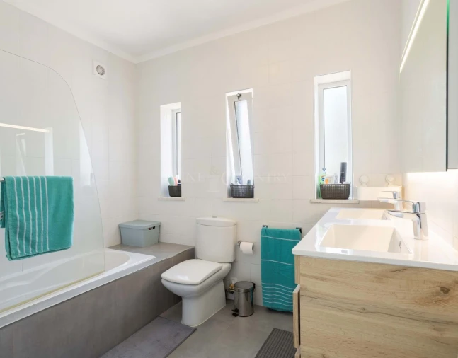 Moradia T4 para Venda em Castro Marim Foto 15