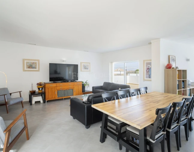 Moradia T4 para Venda em Castro Marim Foto 8