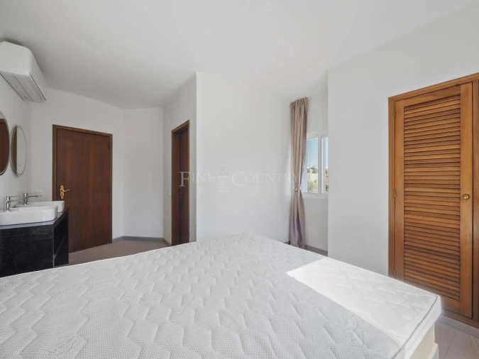 Moradia T3 para Venda em Ferragudo Foto 27