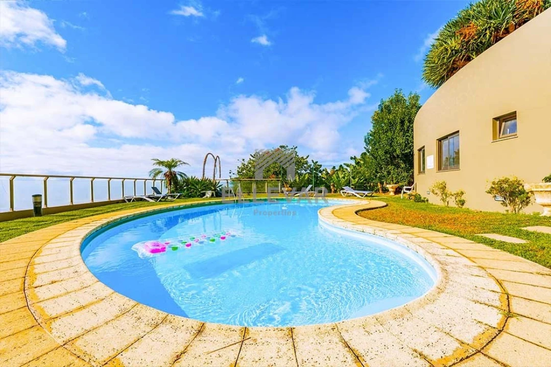 Apartamento T1 para Venda em Calheta Foto 2
