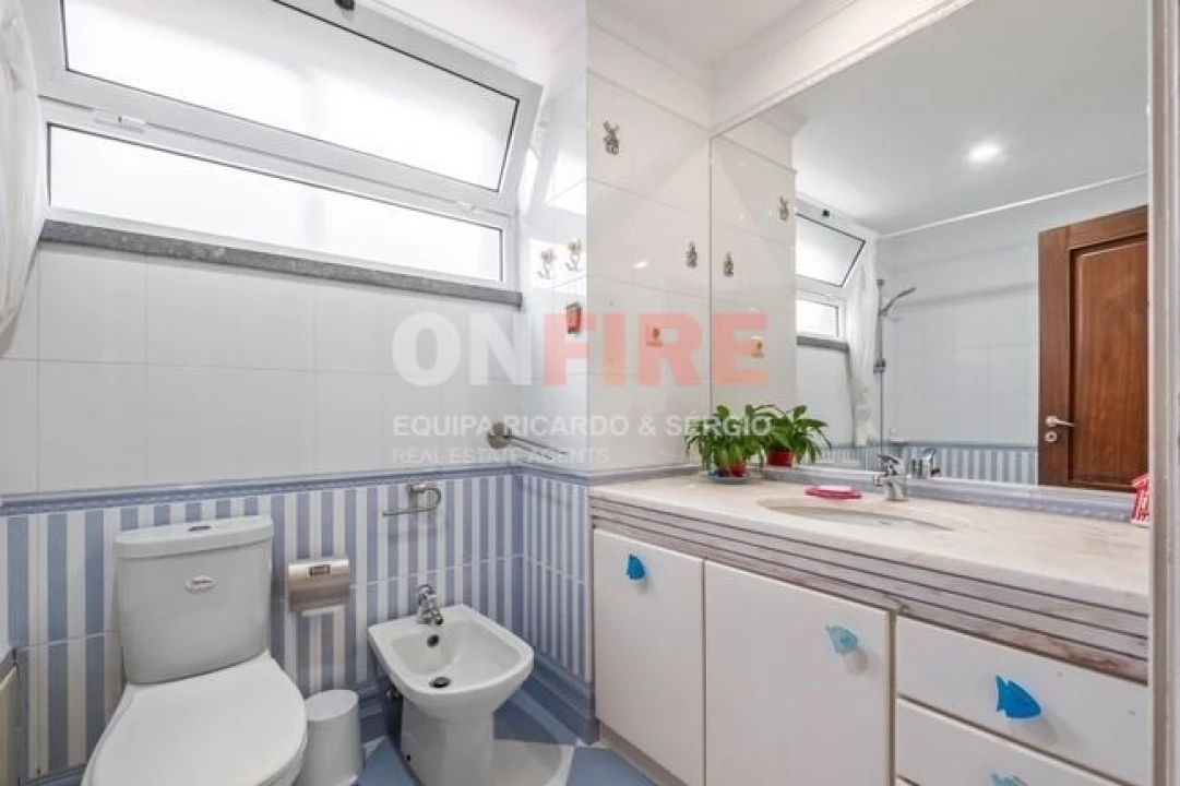 Apartamento T2 para Venda em São Martinho Foto 18