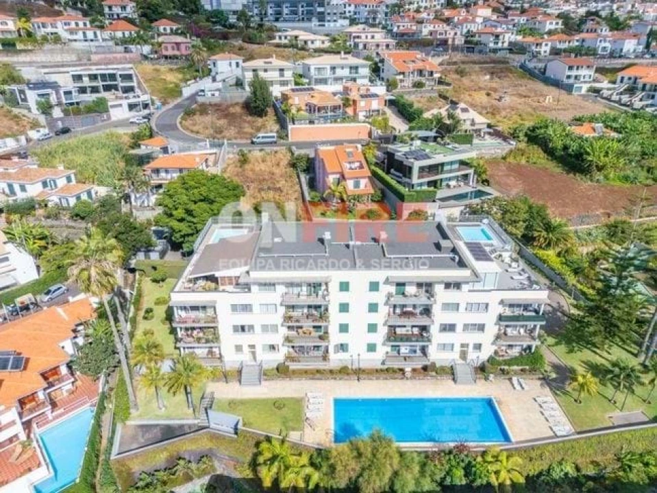 Apartamento T2 para Venda em São Martinho Foto 2