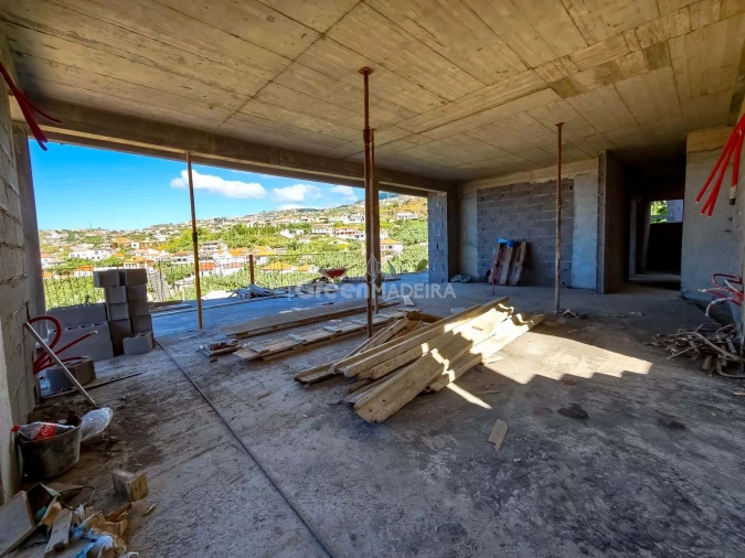 Moradia T4 para Venda em Ponta do Sol Foto 9