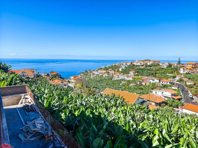 Moradia T4 para Venda em Ponta do Sol