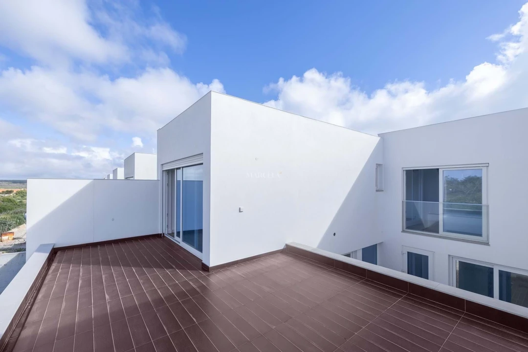 Moradia T3 para Venda em Vila de Sagres Foto 8