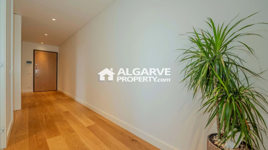 Apartamento T2 para Venda em Quarteira Foto 9