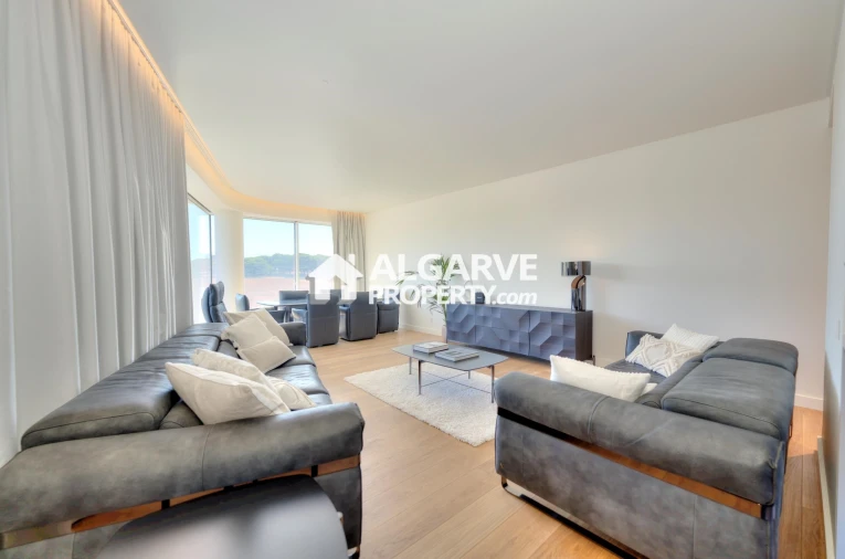 Apartamento T2 para Venda em Quarteira Foto 25