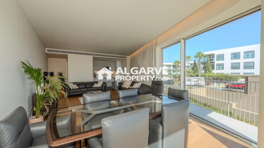Apartamento T2 para Venda em Quarteira Foto 6