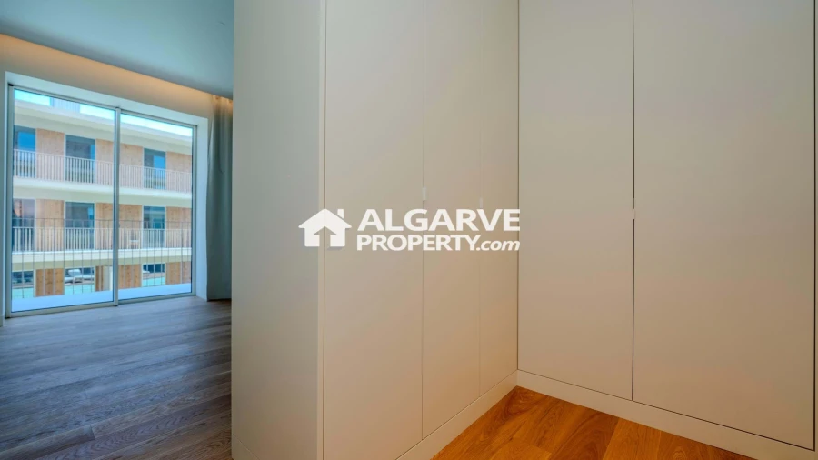 Apartamento T2 para Venda em Quarteira Foto 5