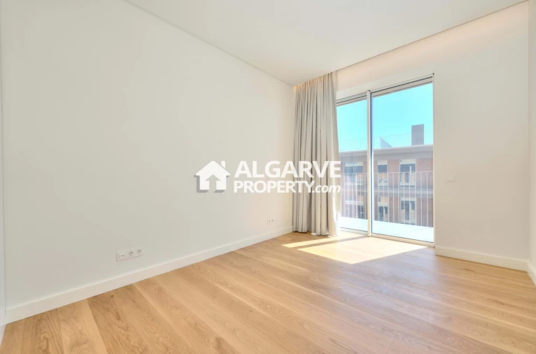Apartamento T2 para Venda em Quarteira Foto 19