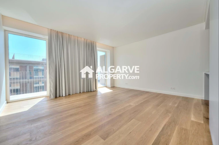 Apartamento T2 para Venda em Quarteira Foto 2